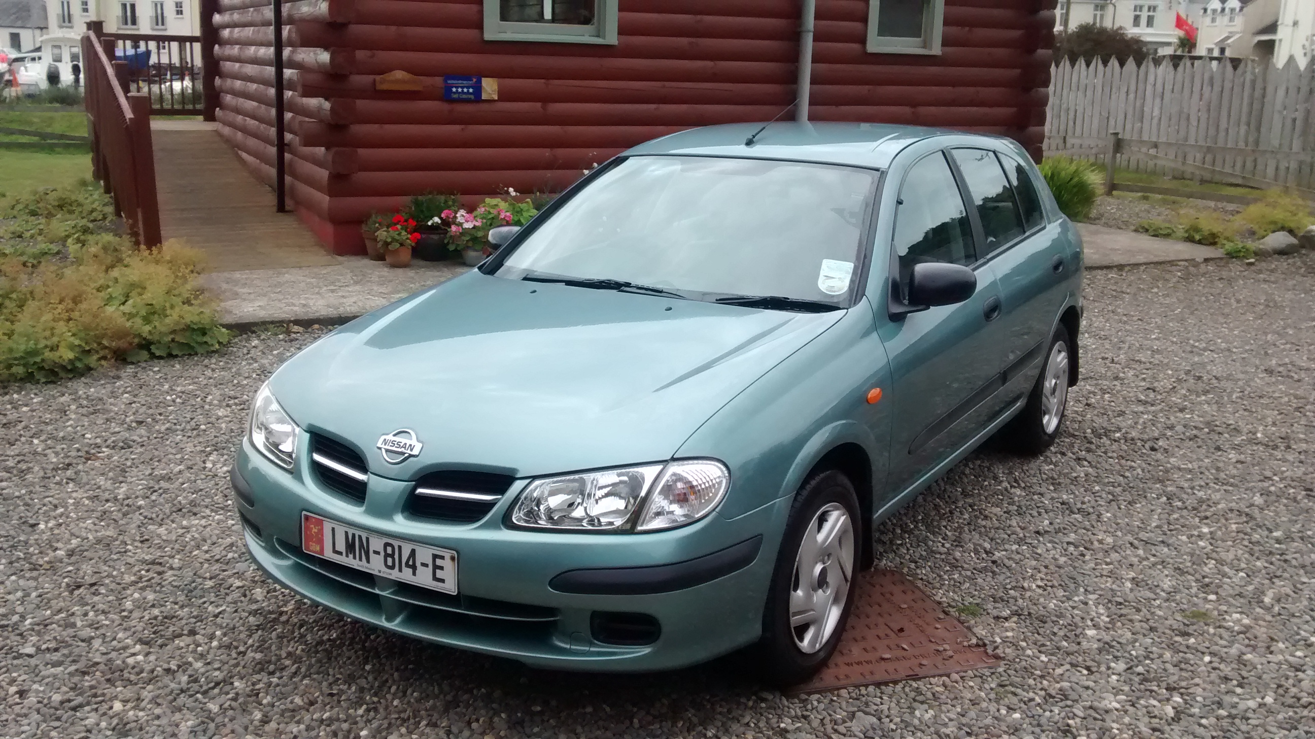 Nissan Almera 1.5 from private