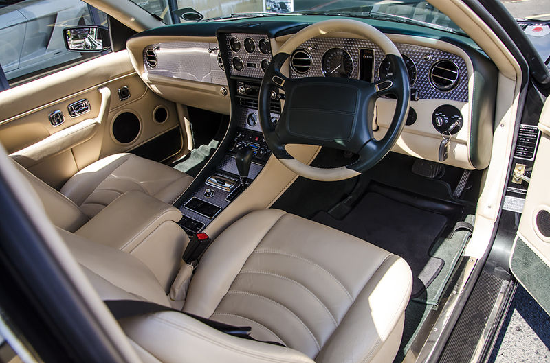 Bentley Continental R Mulliner 6750 from private