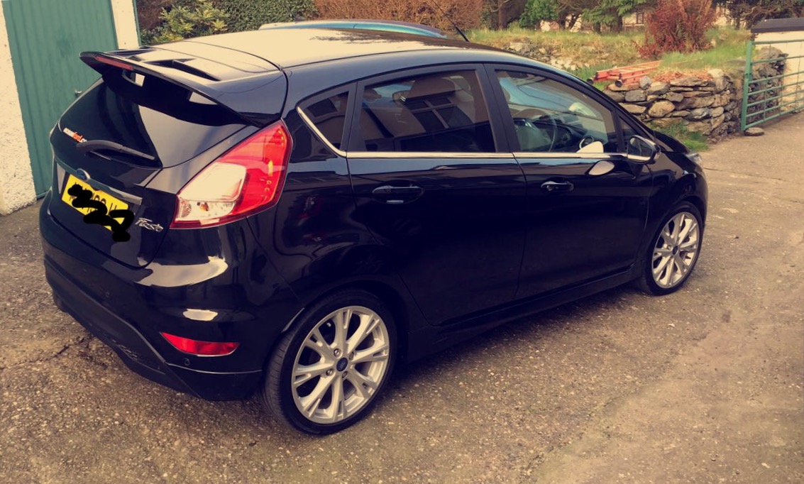 Ford  Fiesta,Titanium X 1.6 Turbo from private